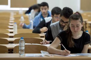 DHBT İçin Hangi Kpss Puanı Gerekli?